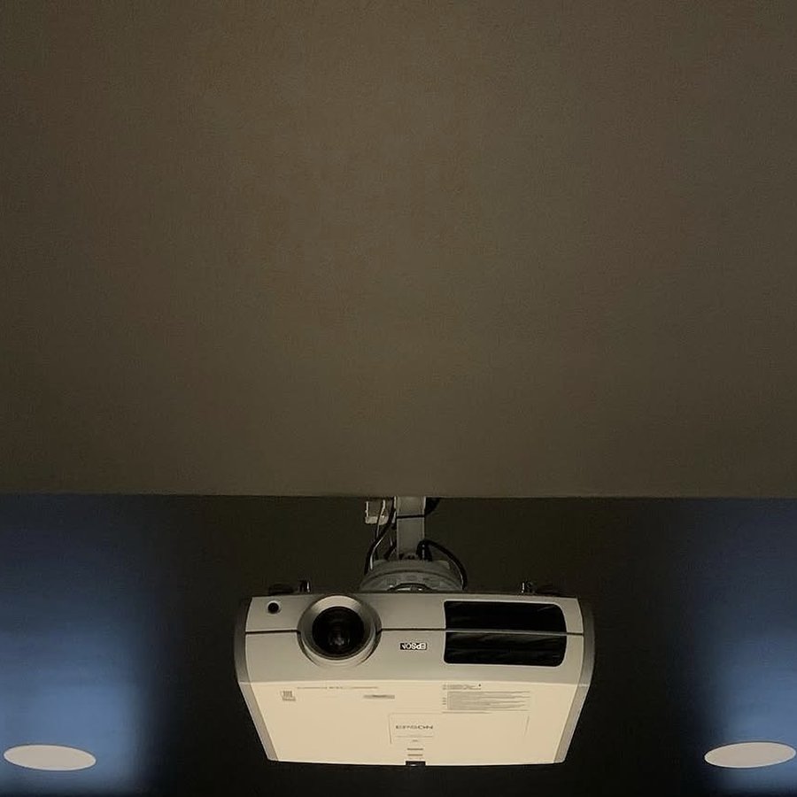 Home theatre with projector and screen